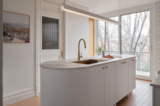 Designing a kitchen that balances workflow, storage and aesthetics